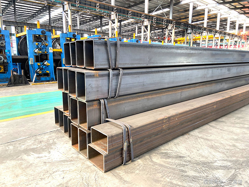 祥云方矩管生产